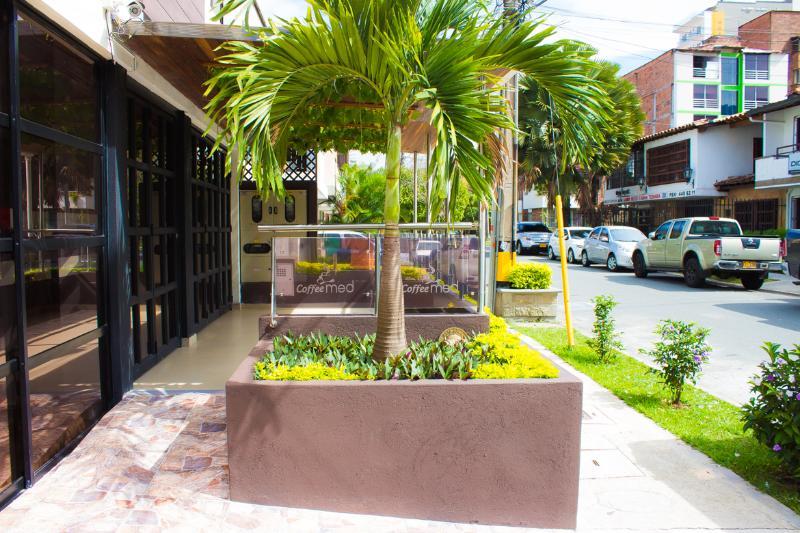 Hotel Med 70 Medellin Bagian luar foto